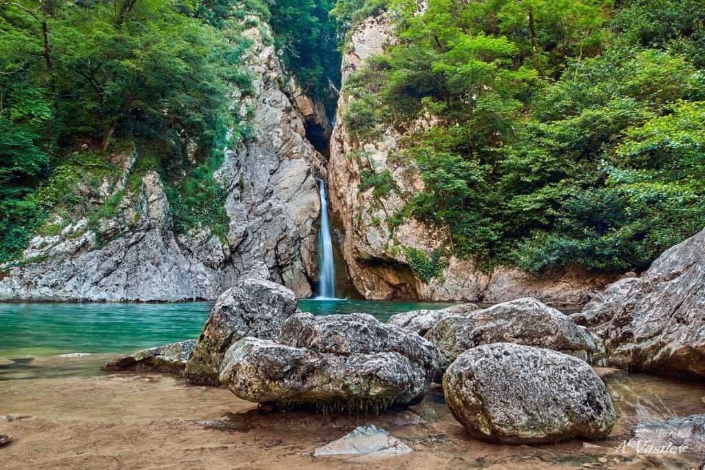 Агурские водопады в Сочи