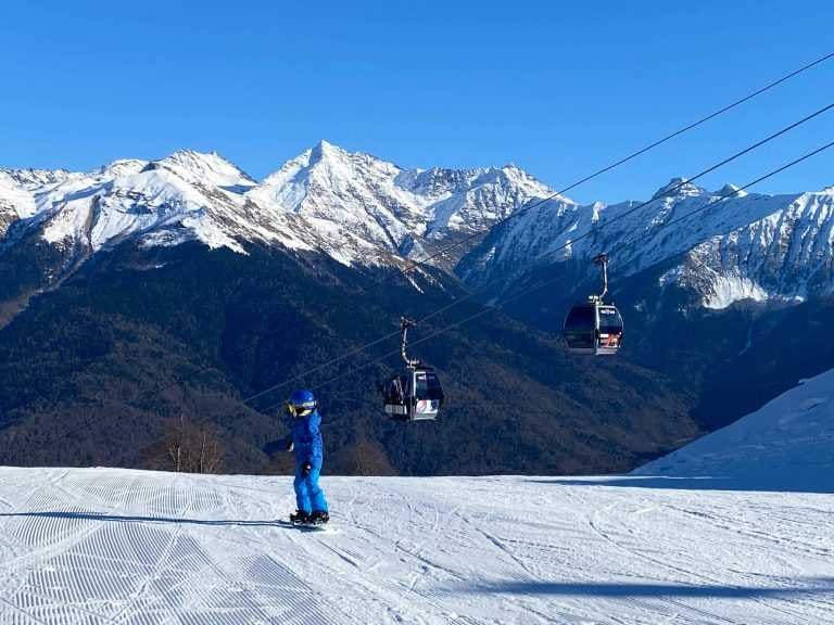 Горнолыжная школа на курорте Роза Хутор