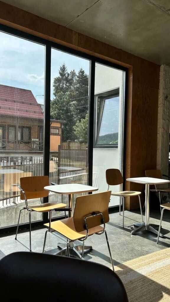 Кофейня Mechanica Coffee на Красной Поляне