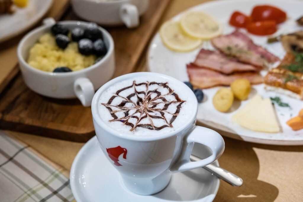 ресторан тепло в Шерегеше