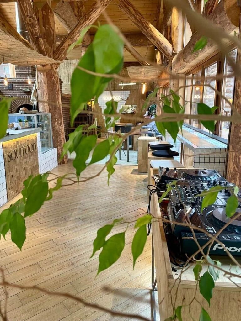 Кафе Soul Food на Красной Поляне