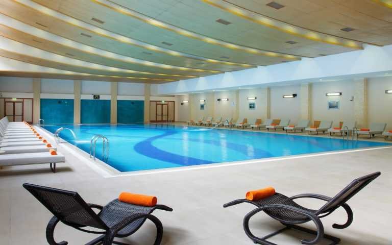 Бассейн в Soul Spa отеля Sochi Marriott