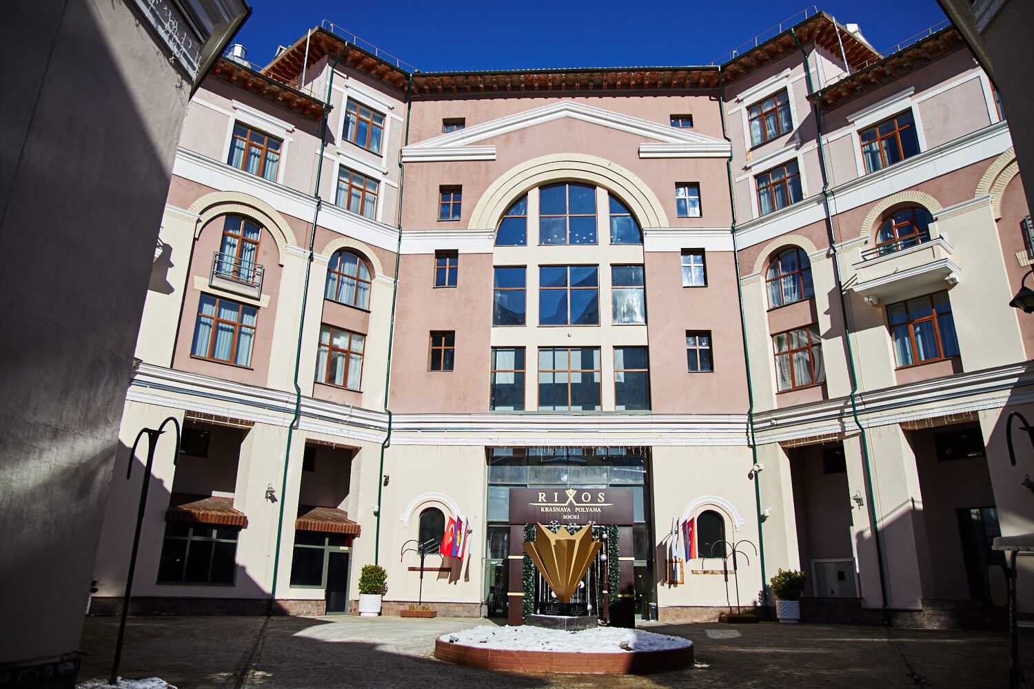 отель rixos на курорте Красная Поляна, 960 метров