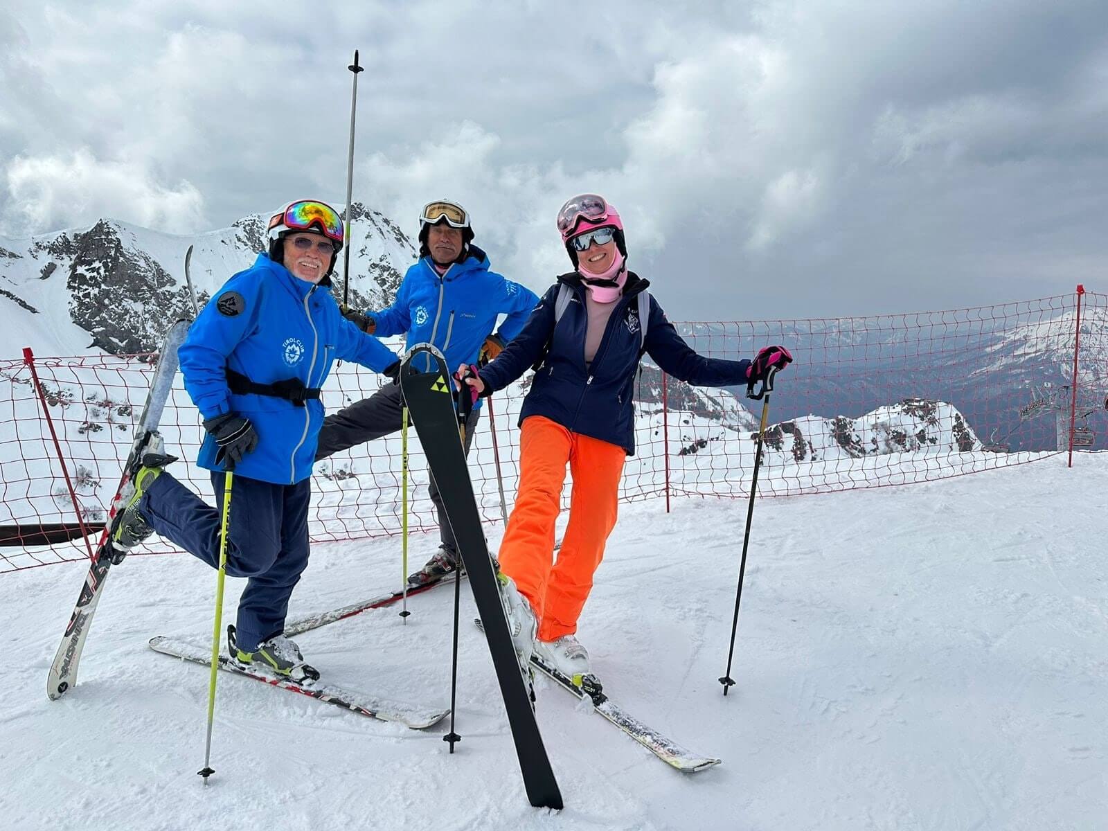 горнолыжная школа tirol club на курорте Красная Поляна